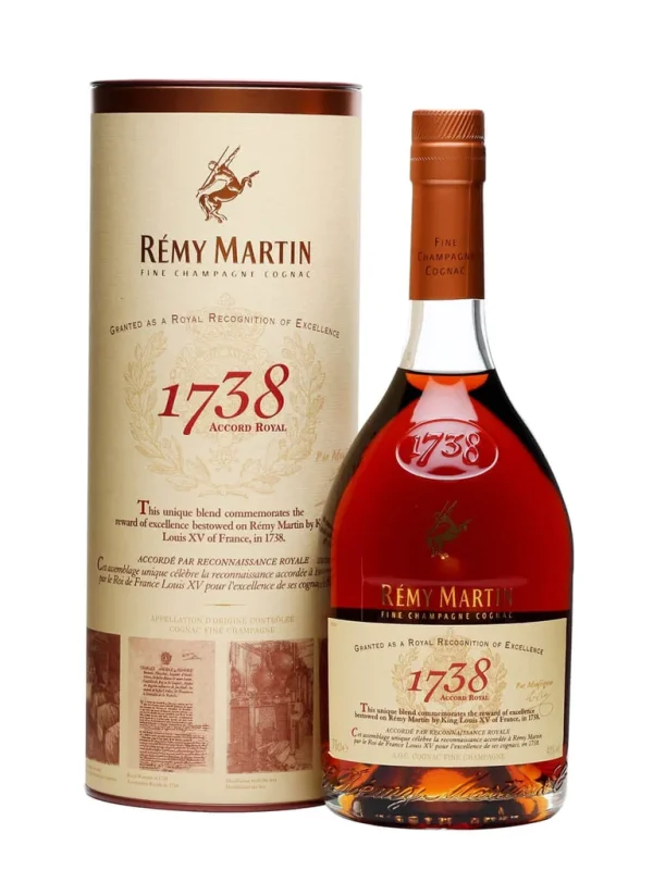 Shop Rémy Martin Napoléon 1738 Accord Royal Tradition Cognac