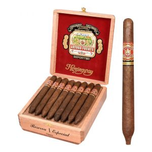 Buy Arturo Fuente Hemingway Classic Cigars - Natural